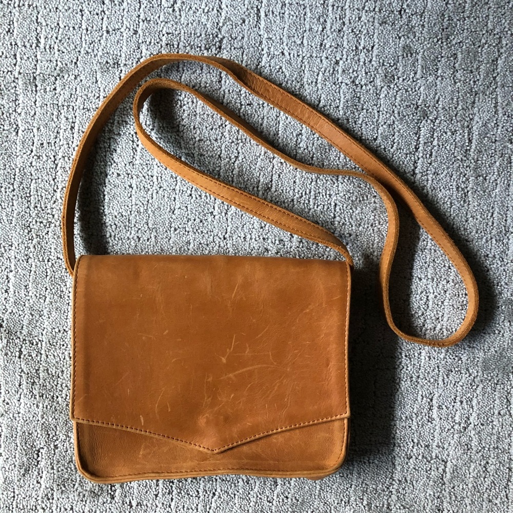 Leather crossbody bag